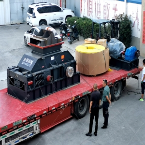 46小型雙級粉碎機發貨圖片_發往甘肅慶陽_破碎煤