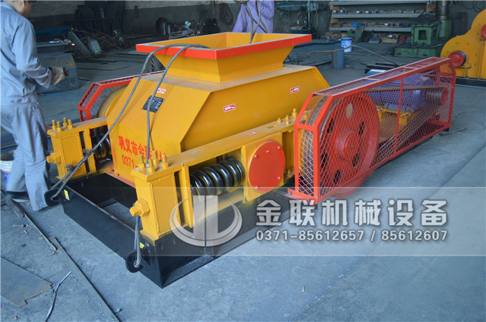 小型爪型強力破碎機投資少、見效快